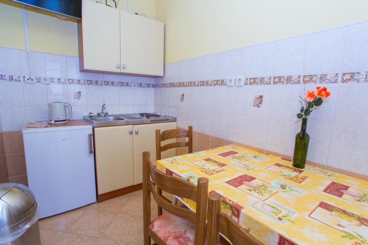Apartments With A Parking Space Baska Voda, Makarska - 6761 ภายนอก รูปภาพ