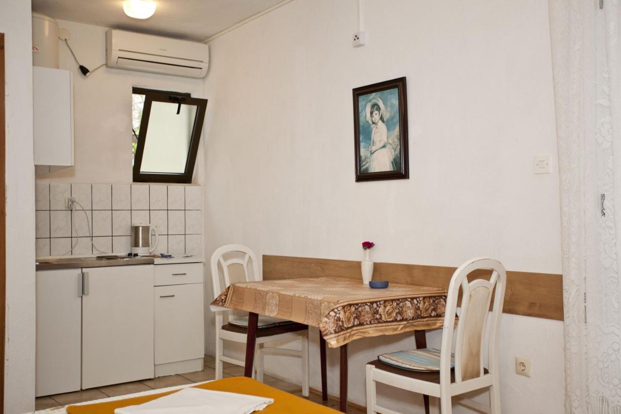 Apartments With A Parking Space Baska Voda, Makarska - 6761 ภายนอก รูปภาพ