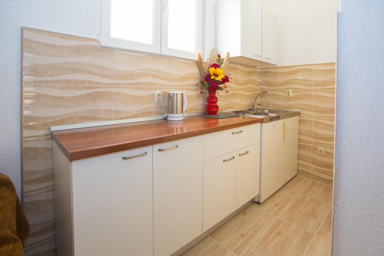 Apartments With A Parking Space Baska Voda, Makarska - 6761 ภายนอก รูปภาพ