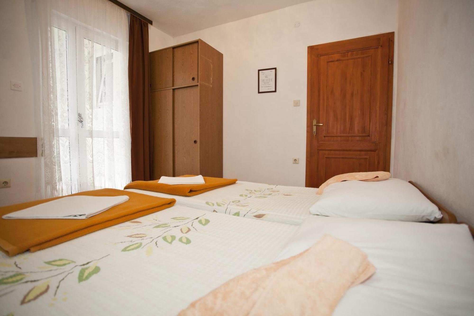 Apartments With A Parking Space Baska Voda, Makarska - 6761 ห้อง รูปภาพ